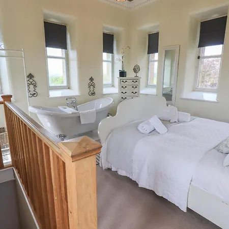 Holiday home Domvs *
